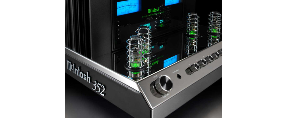 McIntosh 2 x 200 Watt Hybride Integrated Amplifier	