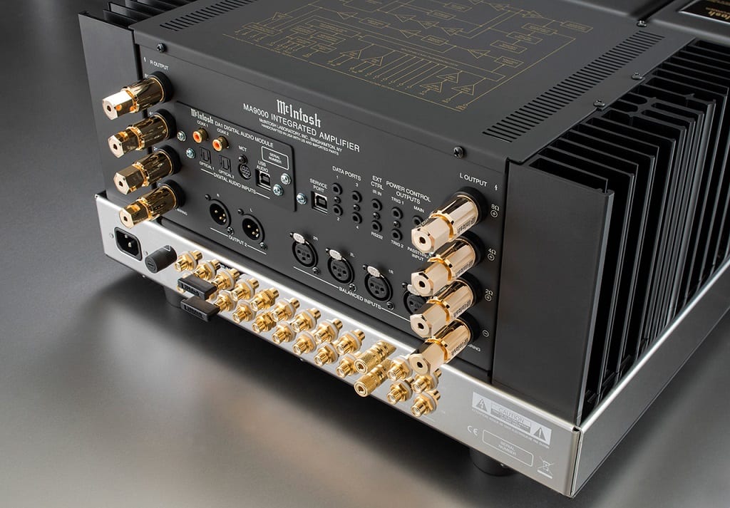 McIntosh 2x 300 Watt Integrated Amplifier