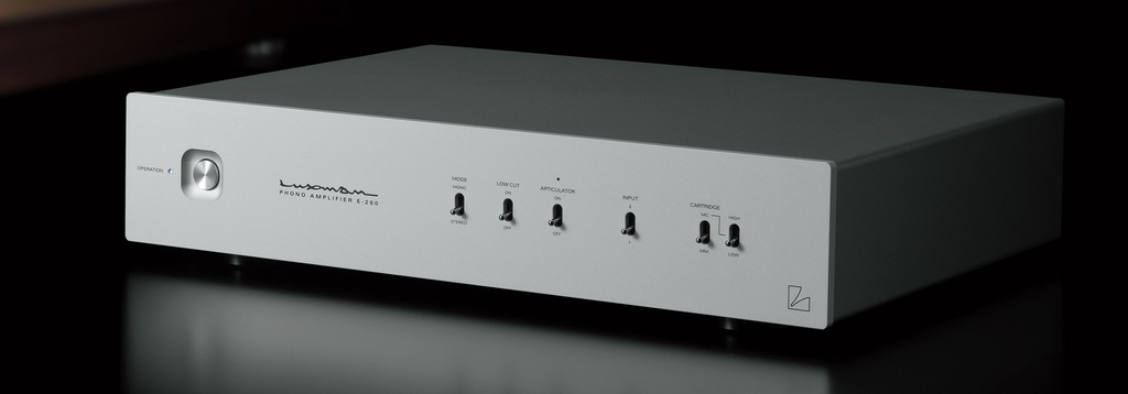 Luxman E-250 Phono voorversterker