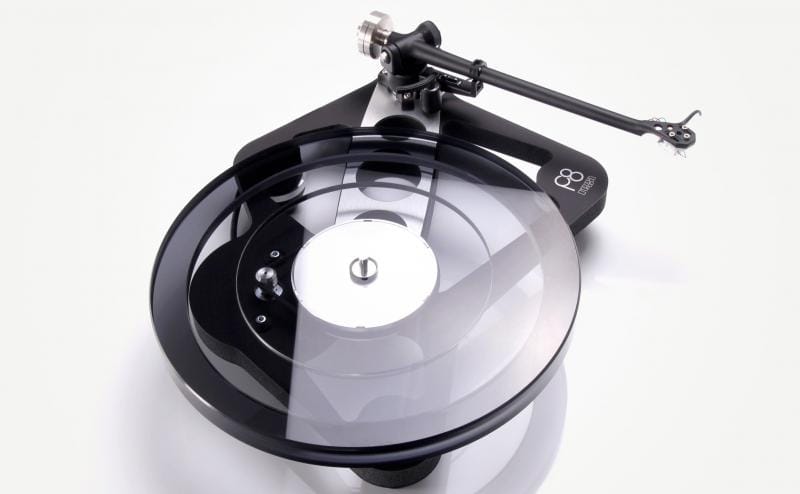 Rega P8 platenspeler