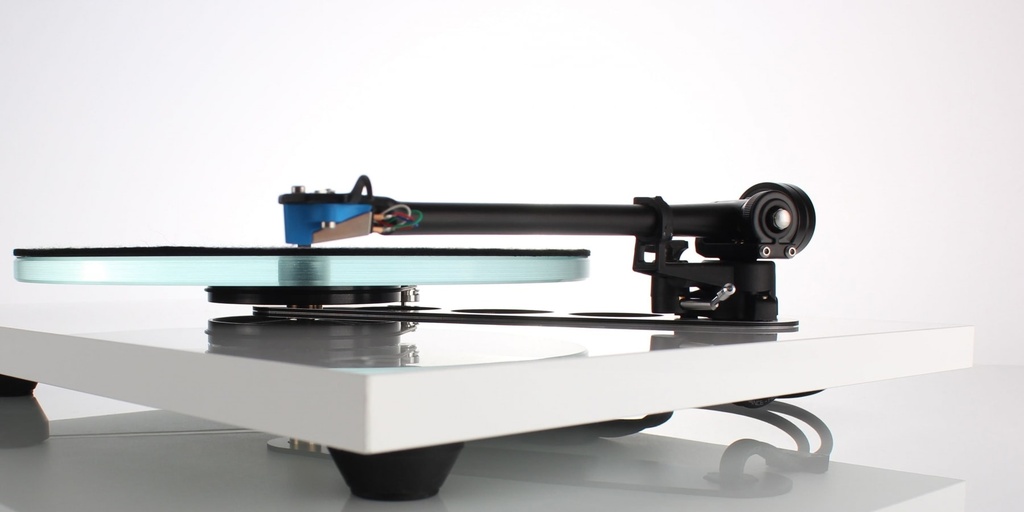 Rega RB330 toonarm