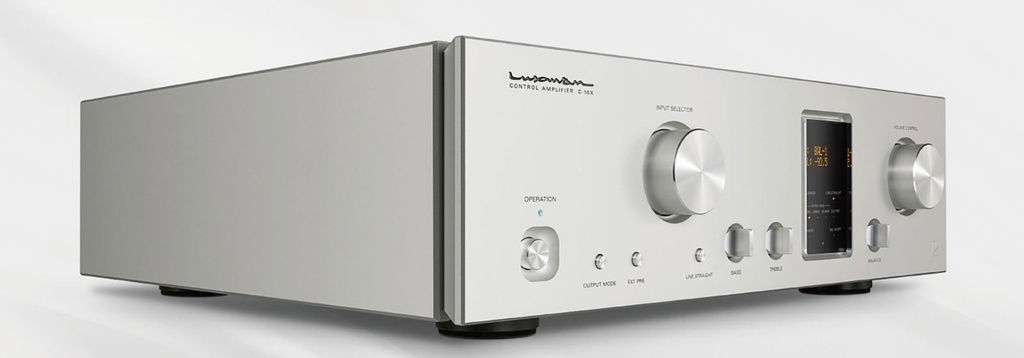 Luxman C-10X voorversterker 2