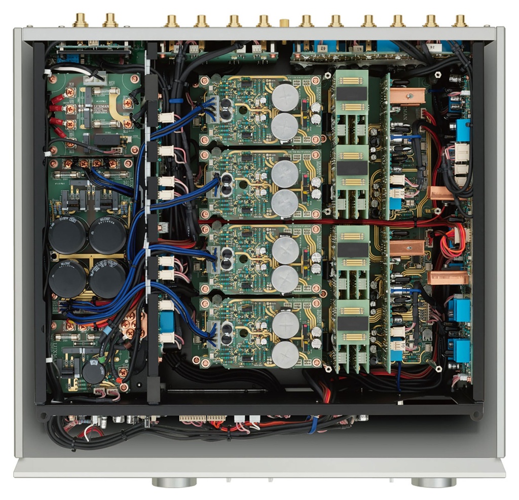Luxman C-10X voorversterker 4