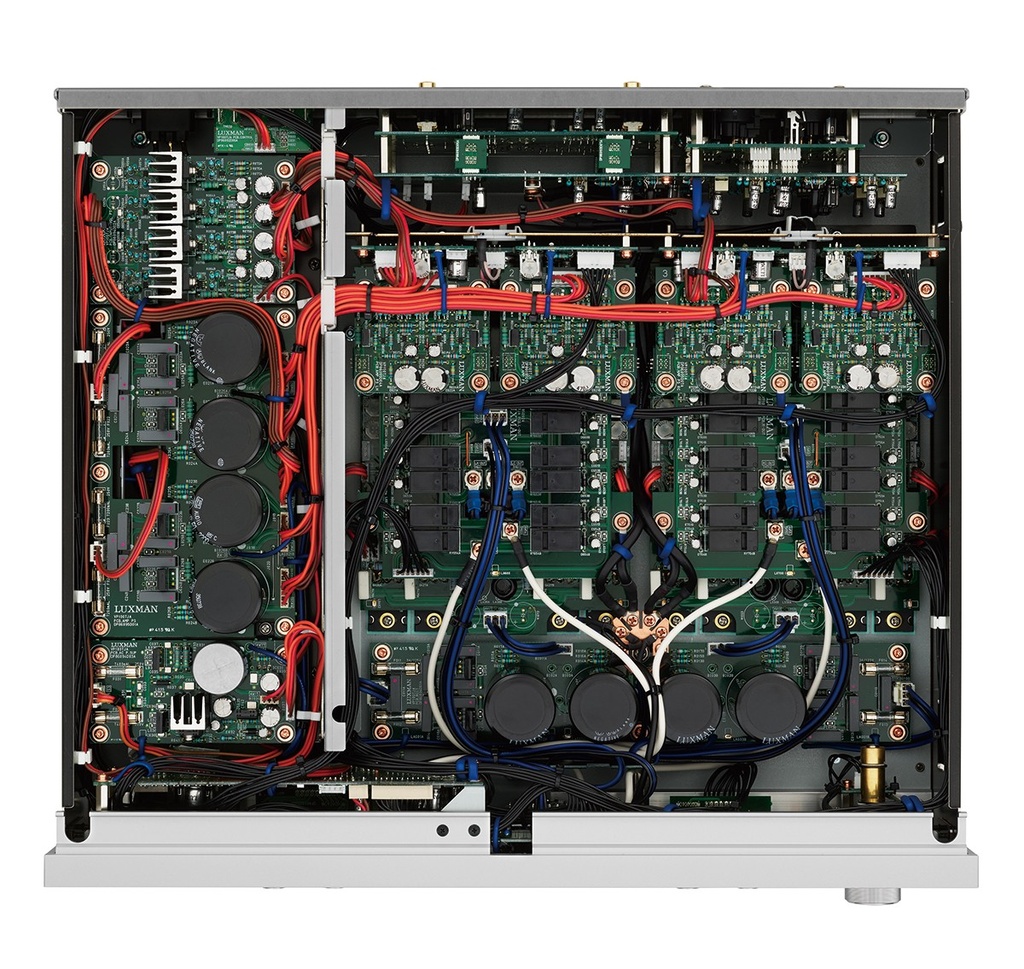Luxman P-100 Centennial hoofdtelefoonversterker 4