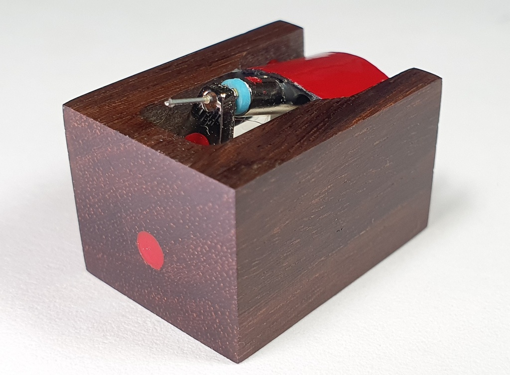 Holistic Audio SEL Red MKII MC element