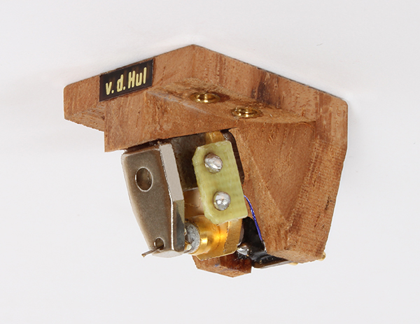 Van den Hul The Crimson XGW element