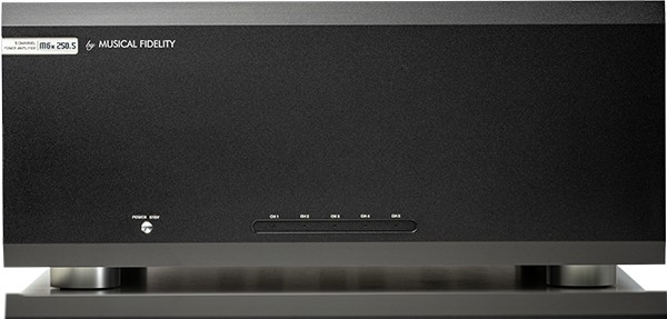 Musical Fidelity M6x 250.5 multikanaal eindversterker